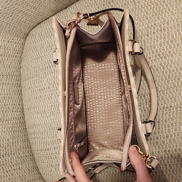 Kate Spade Handbag - Picture 3 of 6